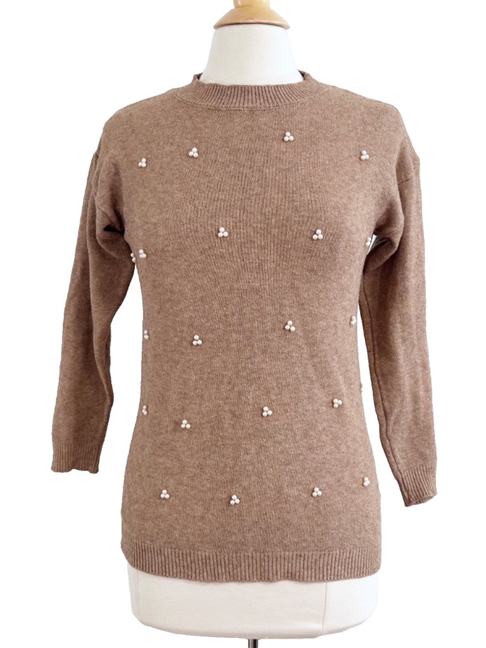 Snowflake Brown/Camel Crew Neck Faux Pearl Sweater L/XL